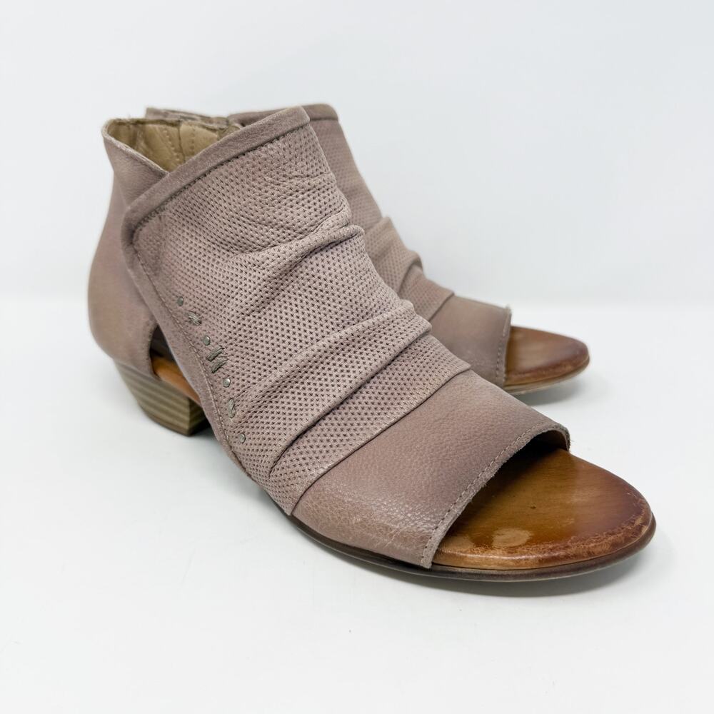 Miz Mooz Taupe Leather Canterbury Open Toe Booties EU 37 Side Zip Made in Bosnia